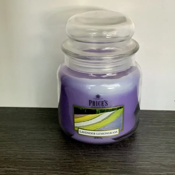 Candela Price’s giara media Lavender Lemongrass
